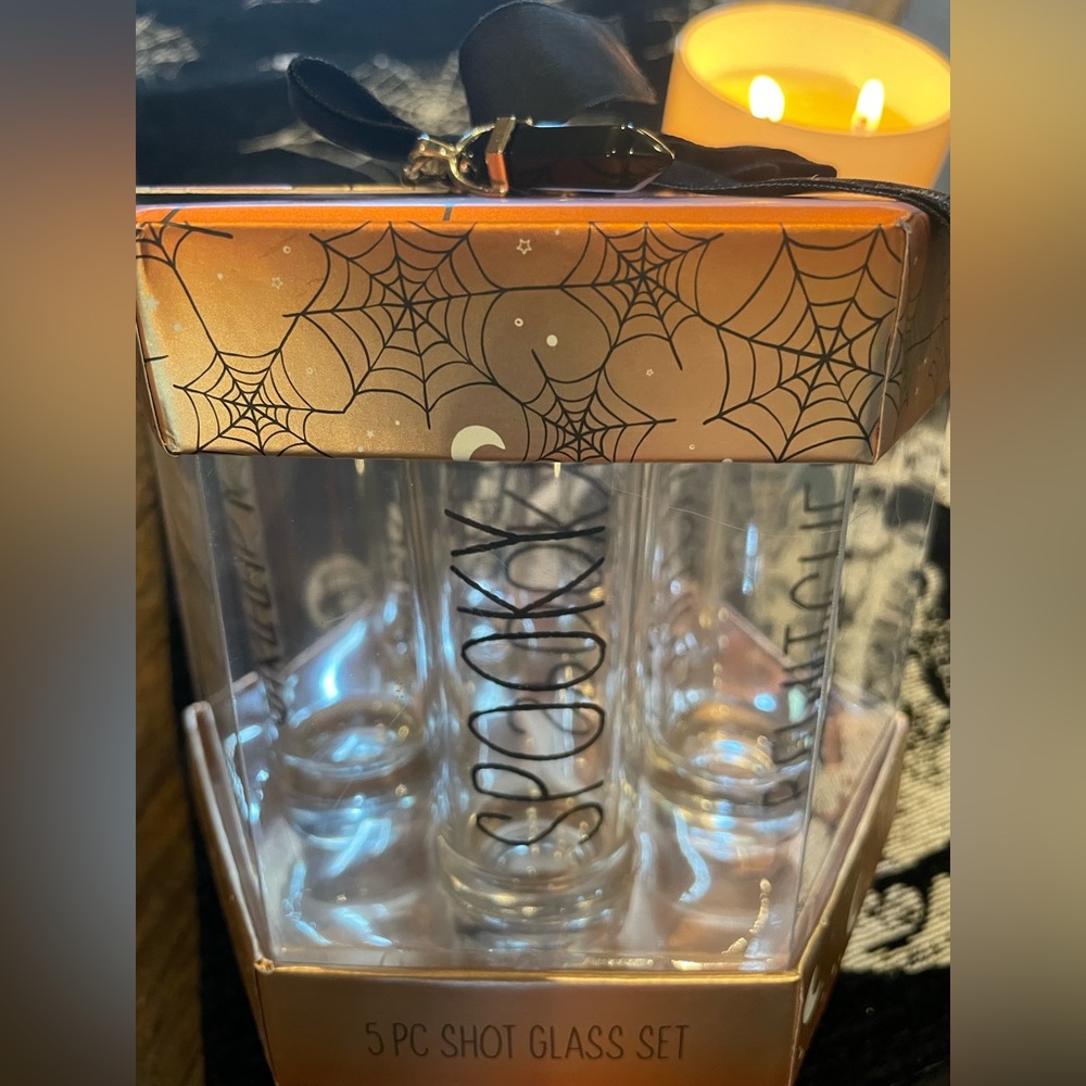 HALLOWEEN  5 PC SHOT GLASS SET 💀🕸️🖤🧡🌙